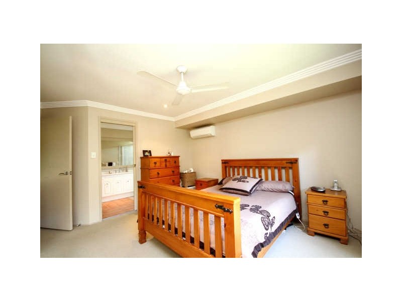69 Chisholm Road, Carrara QLD 4211