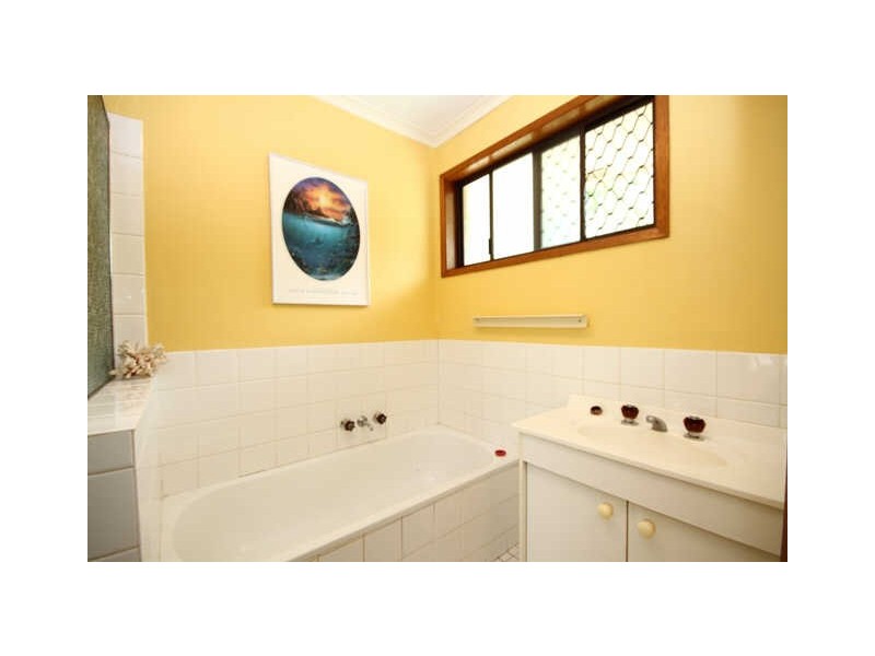 17 Orlando Court, Highland Park QLD 4211