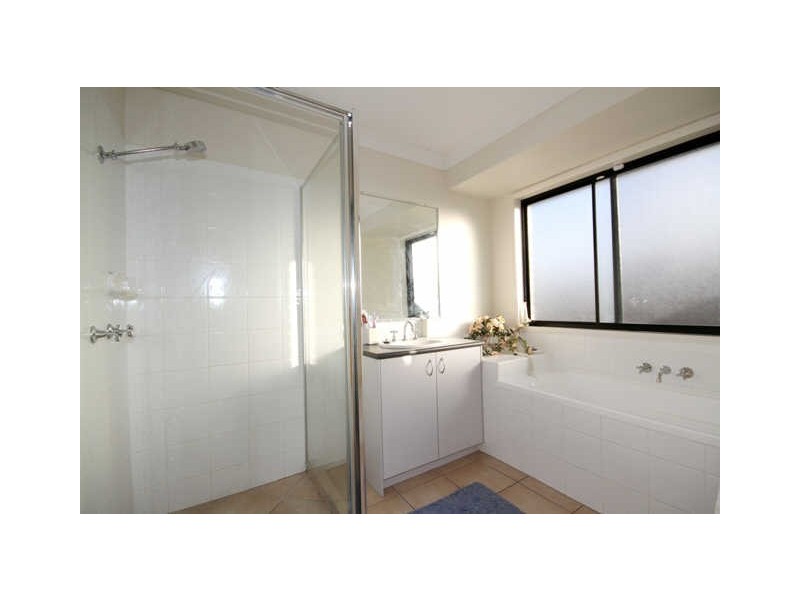 4 Clay Court, Pimpama QLD 4209