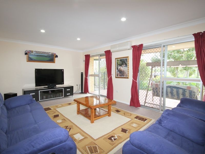 16 Mortensen Road, Nerang QLD 4211