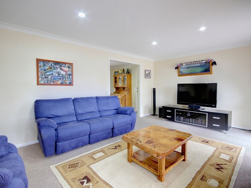 16 Mortensen Road, Nerang QLD 4211