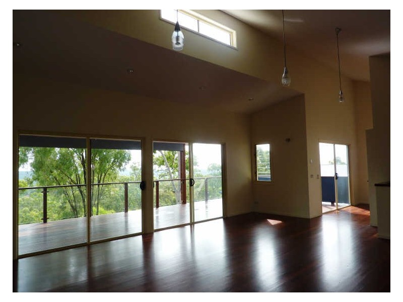 58 Tara Vista Boulevard, Highland Park QLD 4211