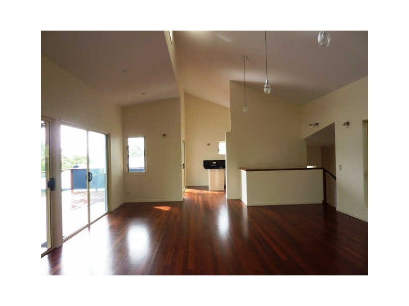 58 Tara Vista Boulevard, Highland Park QLD 4211