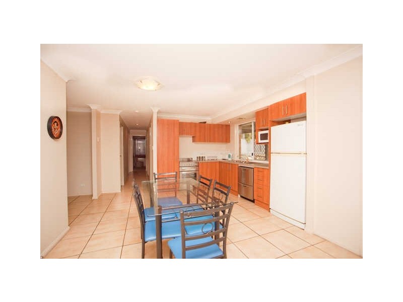 5 Millswyn Court, Carrara QLD 4211
