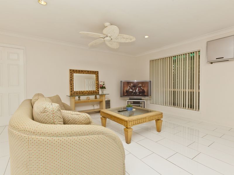 2/48 Rivergum Drive, Nerang QLD 4211