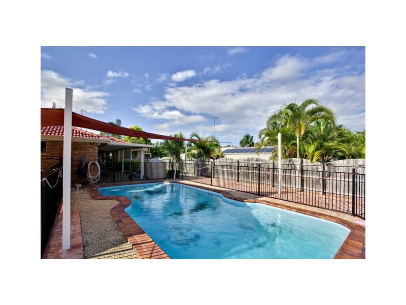 42 Cozens Way, Worongary QLD 4213