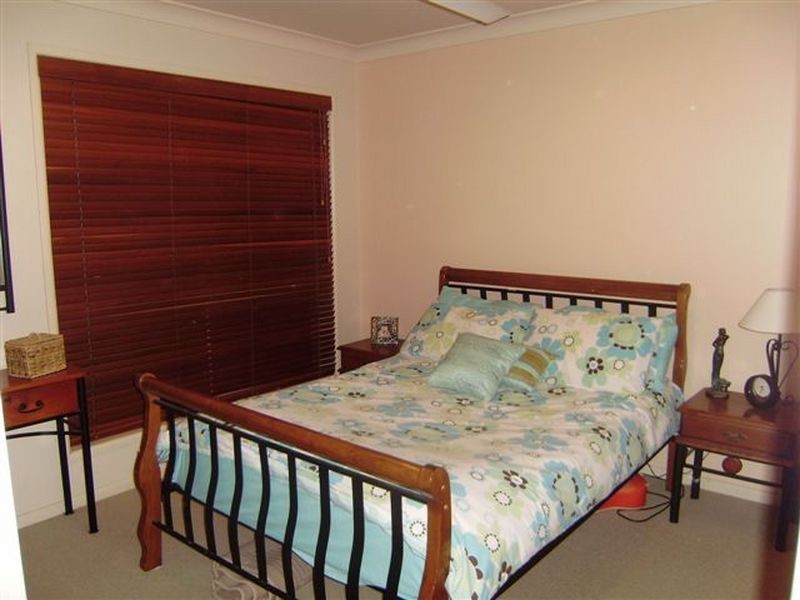 10 Riverwood Drive, Ashmore QLD 4214