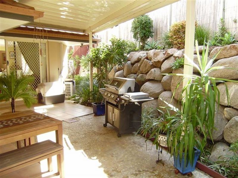 10 Riverwood Drive, Ashmore QLD 4214