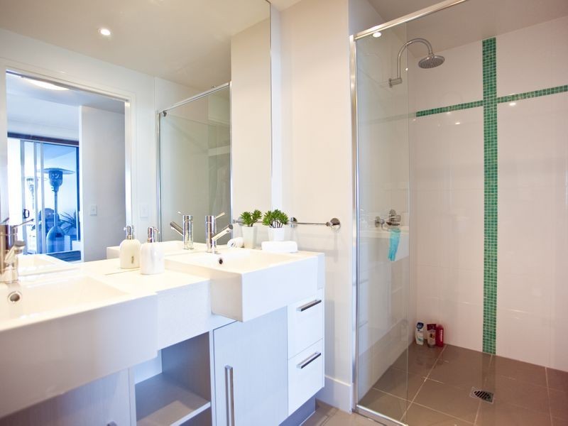 616/430 Marine Parade, Biggera Waters QLD 4216