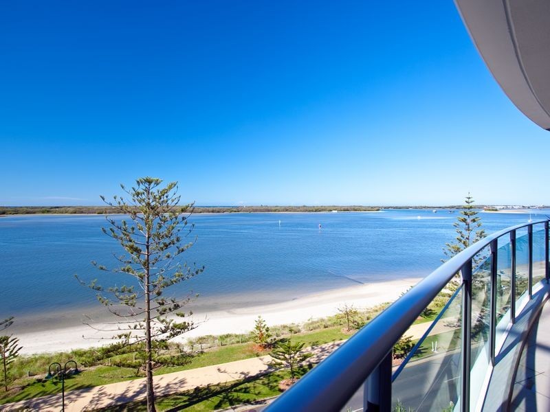 616/430 Marine Parade, Biggera Waters QLD 4216