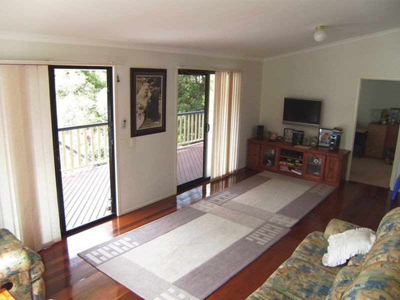 63 Trentbridge Court, Mount Nathan QLD 4211