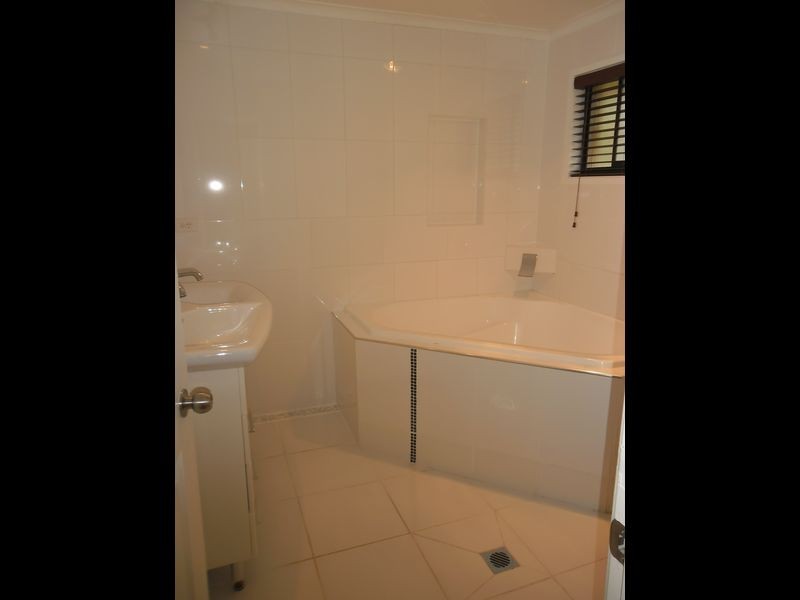 50 Colrene Drive, Nerang QLD 4211