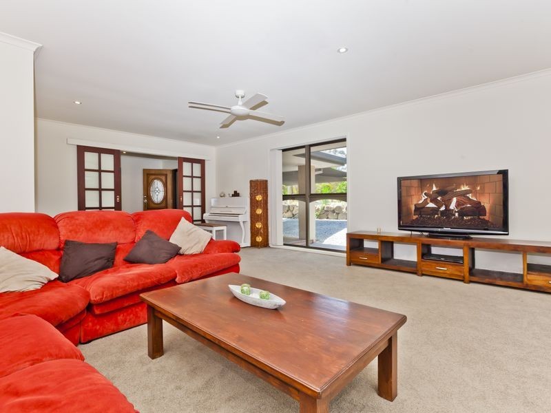 5 Lutana Street, Nerang QLD 4211