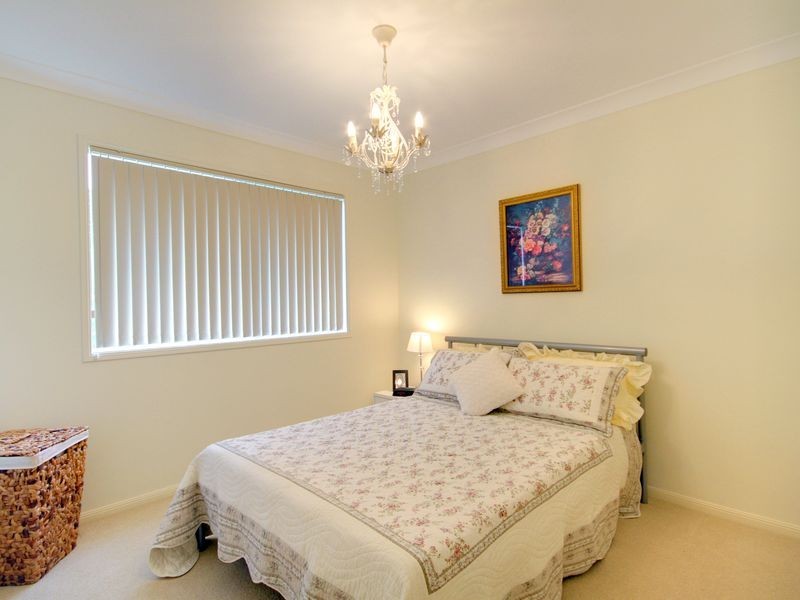 10 Pasture Place, Mount Nathan QLD 4211