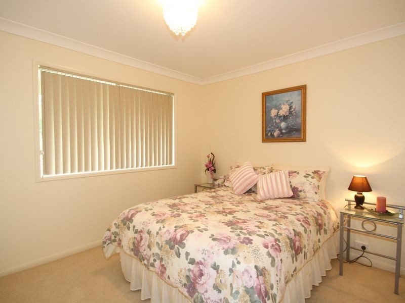 10 Pasture Place, Mount Nathan QLD 4211