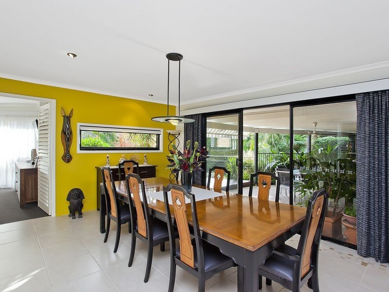 9 Baltimore Court, Carrara QLD 4211