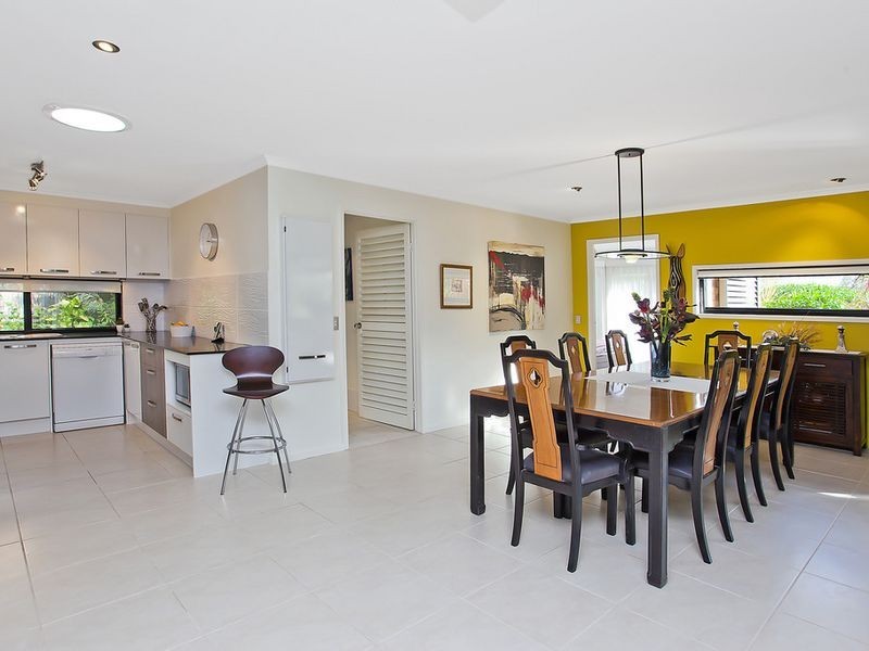 9 Baltimore Court, Carrara QLD 4211