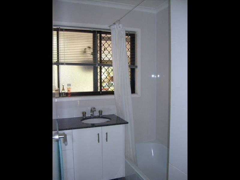 41 Yarrayne Road, Nerang QLD 4211