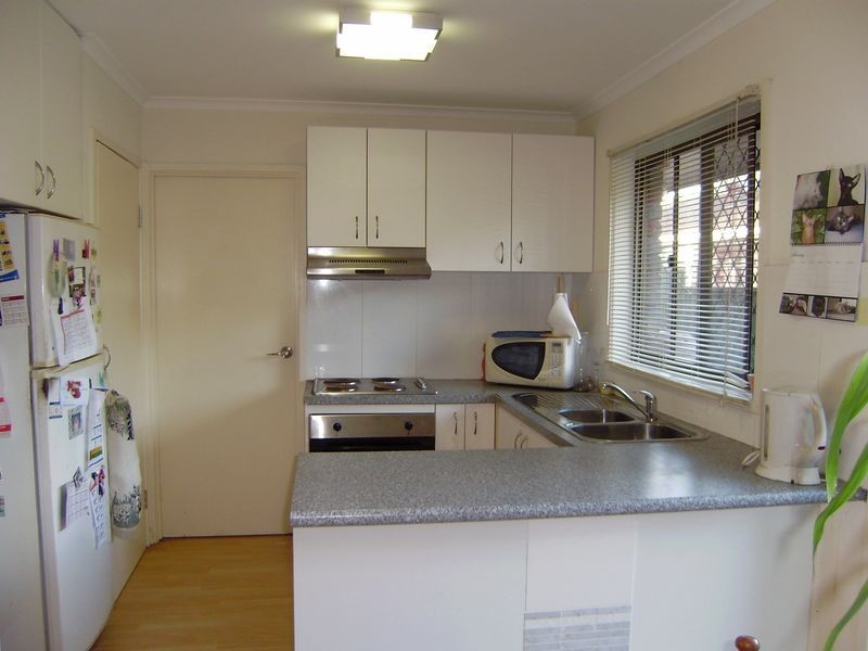 2/6 Parkridge Drive, Molendinar QLD 4214