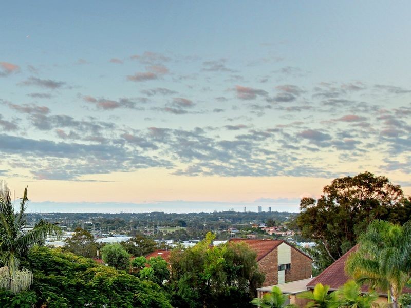 1 Mcleod Street, Highland Park QLD 4211