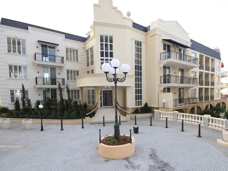 3024 The Boulevard Emerald Lakes, Carrara QLD 4211