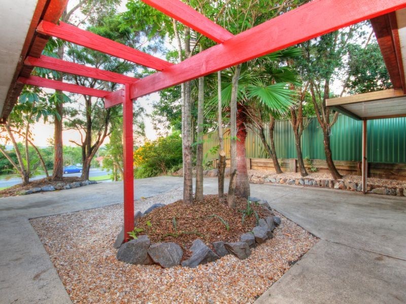62 Alexander Drive, Highland Park QLD 4211