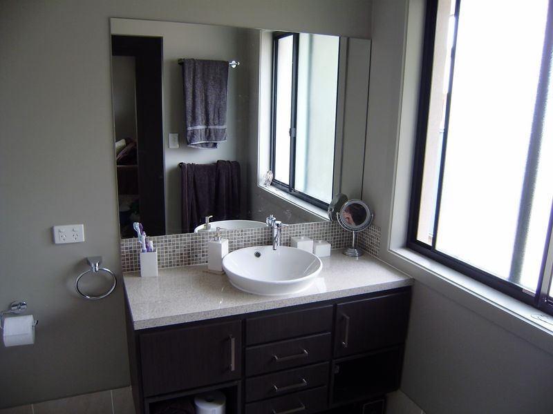 33 Bartlett Avenue, Nerang QLD 4211