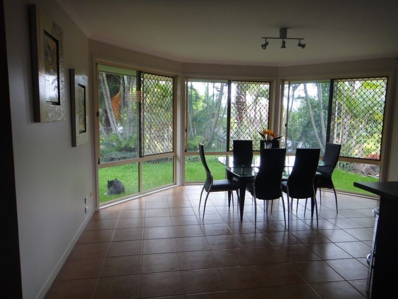 2 Bonin Close, Pacific Pines QLD 4211