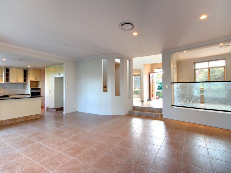 45 Riverwood Drive, Ashmore QLD 4214