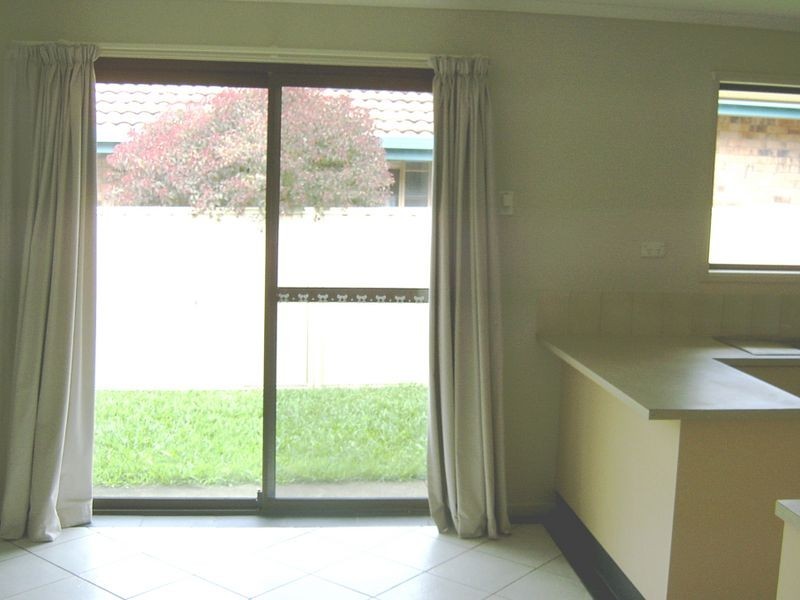 10 Jancoon Court, Carrara QLD 4211