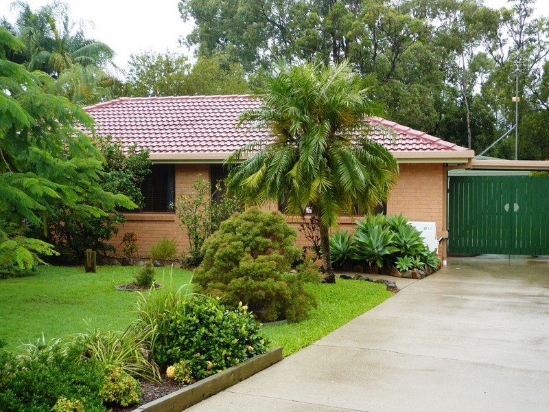 17 Guthrie Parade, Carrara QLD 4211