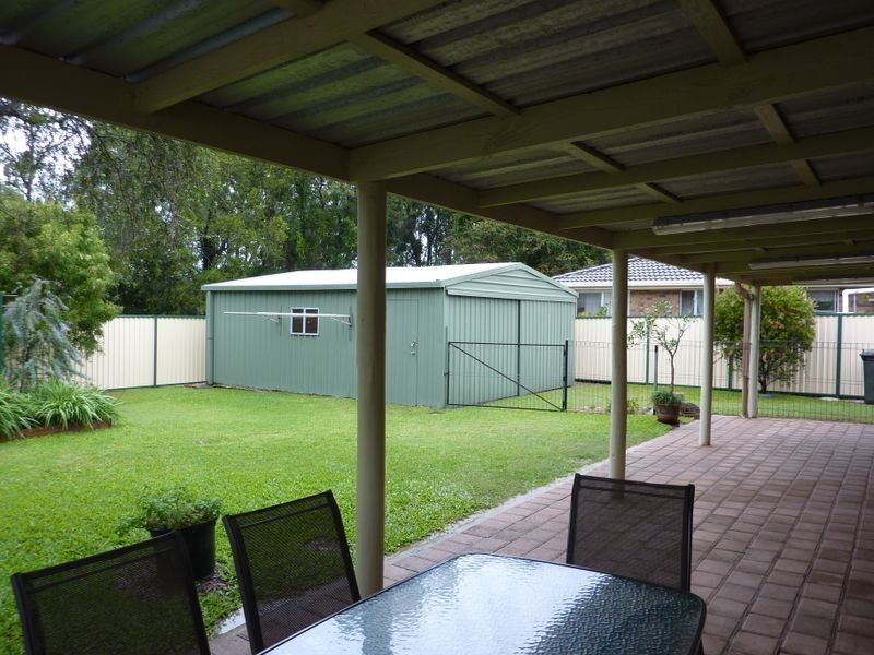17 Guthrie Parade, Carrara QLD 4211