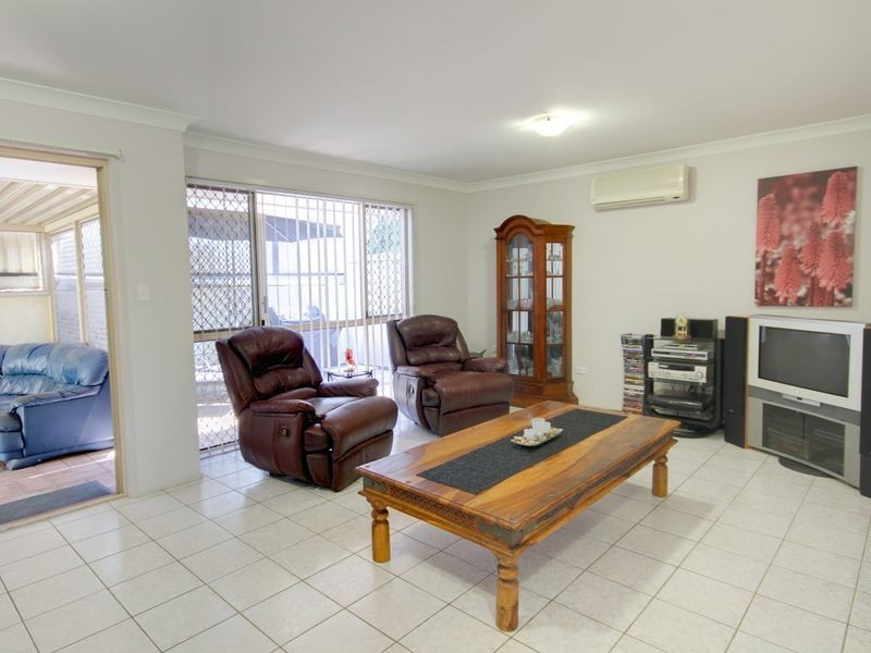 2 Patura Drive, Ashmore QLD 4214