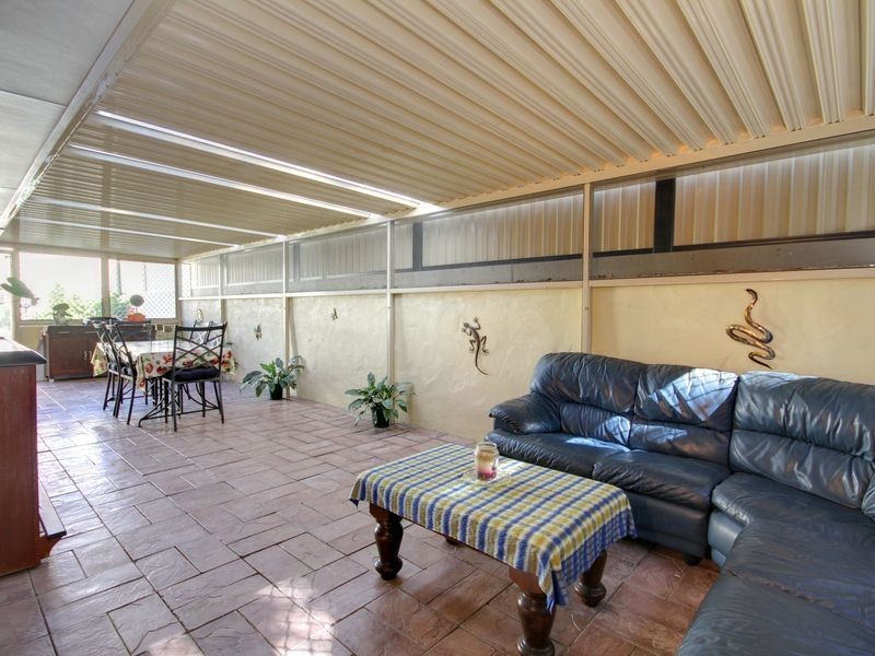 2 Patura Drive, Ashmore QLD 4214