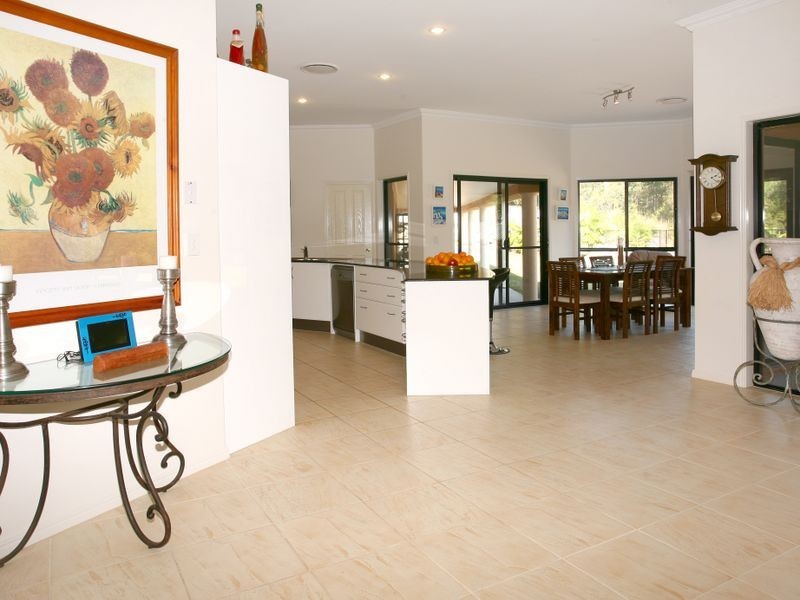 15 St Clair Court, Maudsland QLD 4210