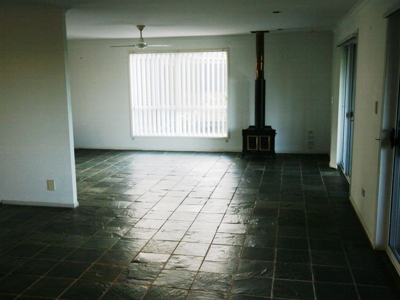 40 Hastings Crescent, Carrara QLD 4211