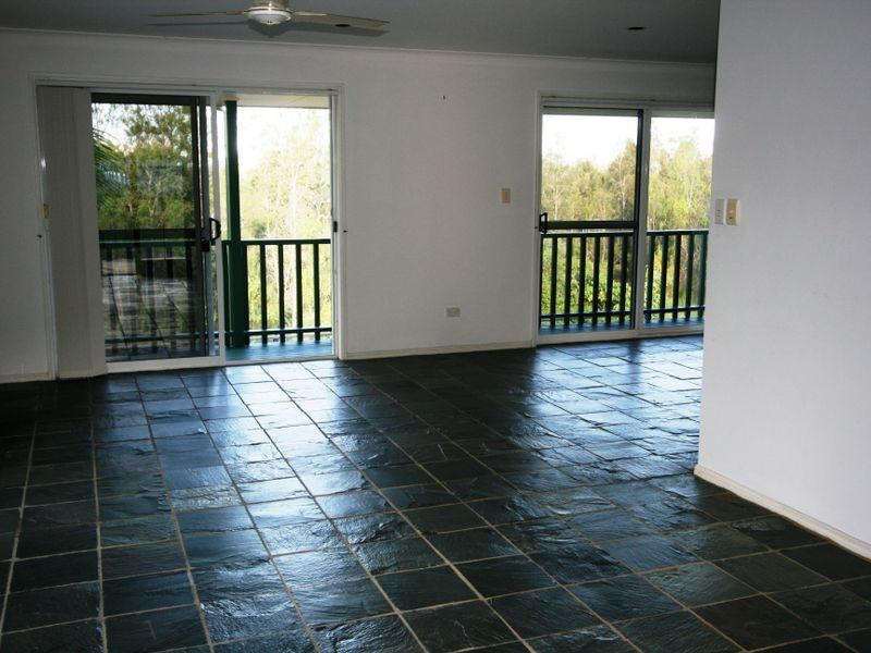 40 Hastings Crescent, Carrara QLD 4211