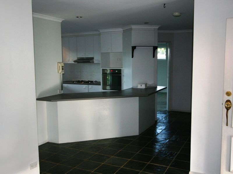 40 Hastings Crescent, Carrara QLD 4211