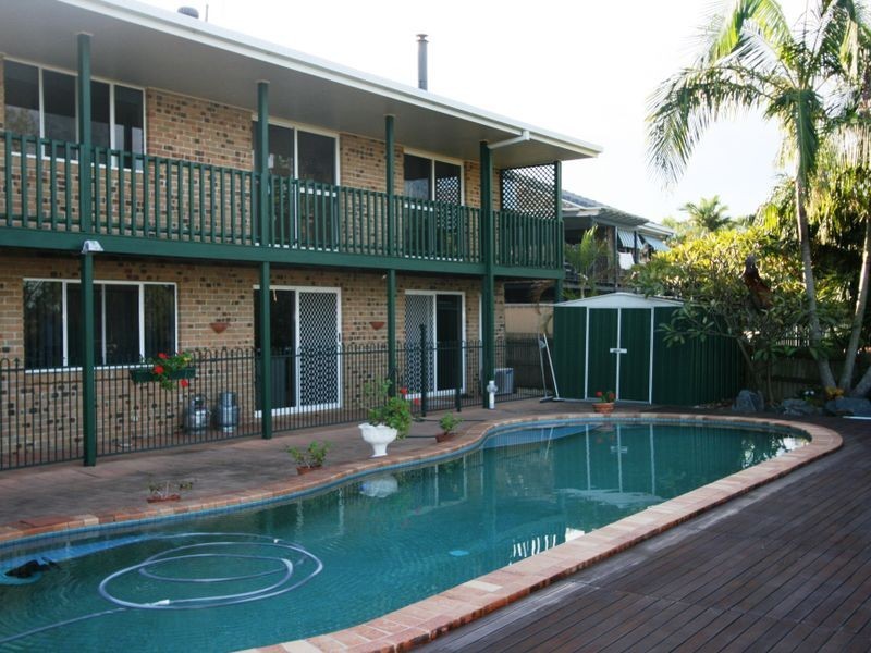 40 Hastings Crescent, Carrara QLD 4211