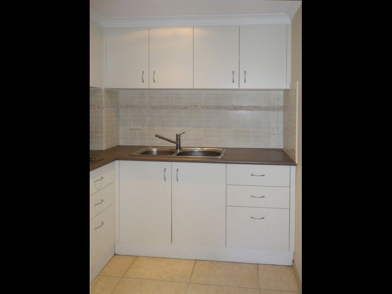 9 Trafalgar Street, Highland Park QLD 4211