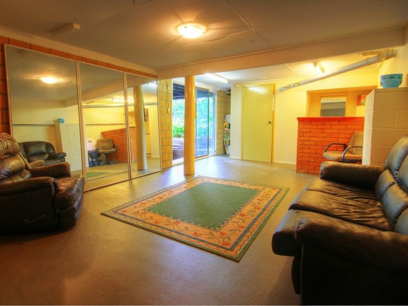 1 Minugh Court, Carrara QLD 4211