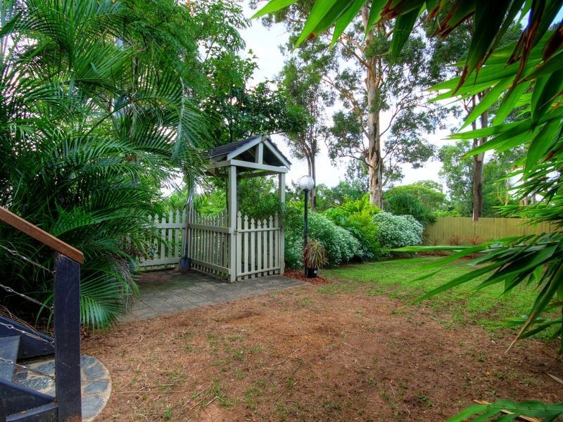1 Minugh Court, Carrara QLD 4211