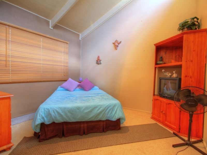 1 Minugh Court, Carrara QLD 4211
