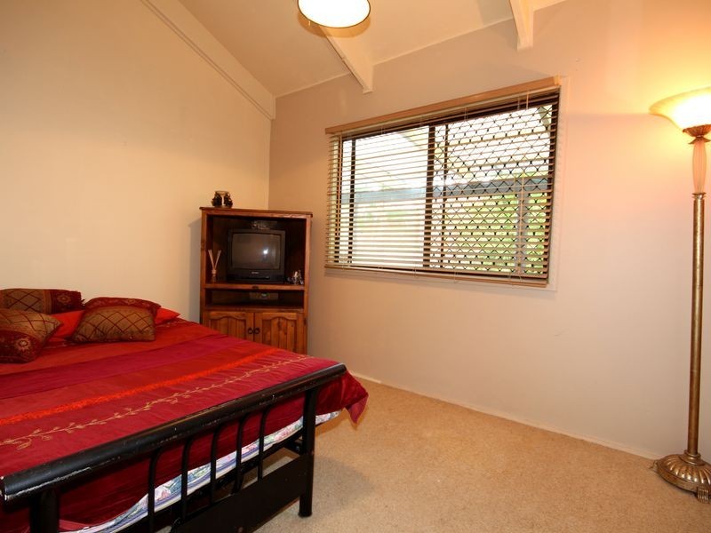 1 Minugh Court, Carrara QLD 4211