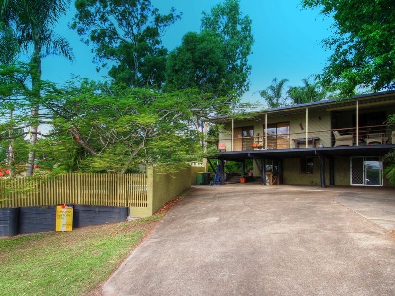 1 Minugh Court, Carrara QLD 4211