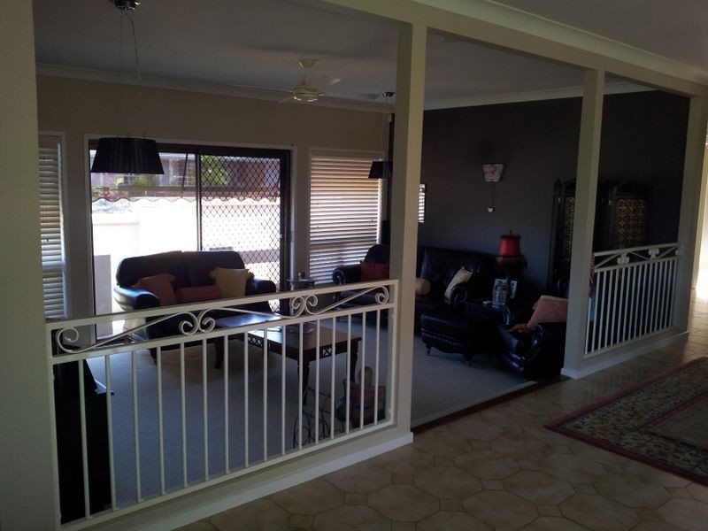 1 Jindabyne Court, Highland Park QLD 4211
