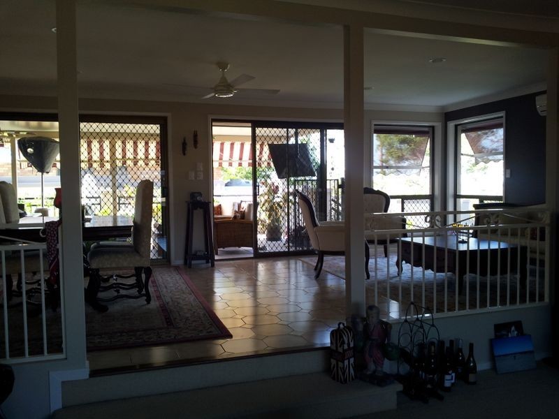 1 Jindabyne Court, Highland Park QLD 4211