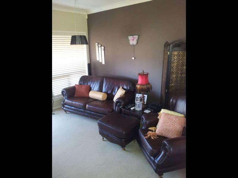1 Jindabyne Court, Highland Park QLD 4211