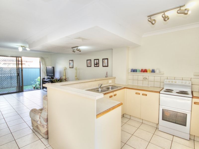 2 Orchid C 67 Nerang Street, Nerang QLD 4211
