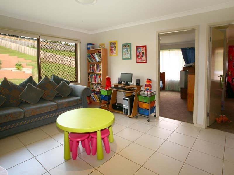 10 Creek Flat Road, Mount Nathan QLD 4211